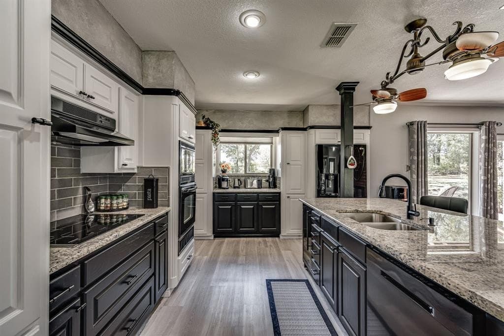 14 acres in Ellis County gallery image 2