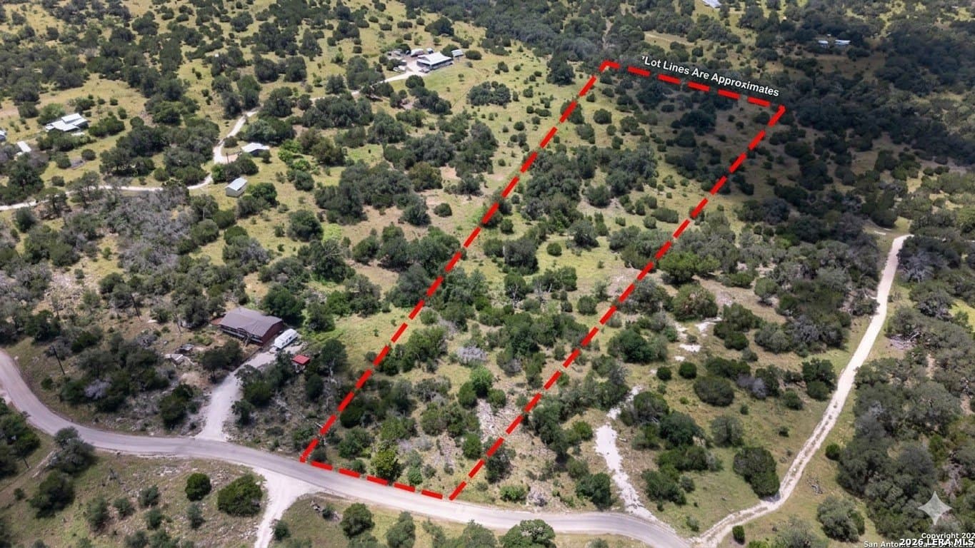 8.39 acres in Kendall County gallery image 2