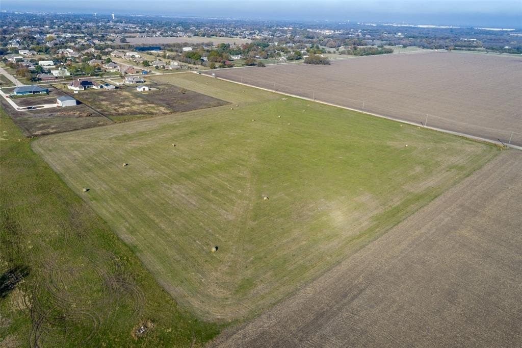 3 acres in Collin County gallery image 4