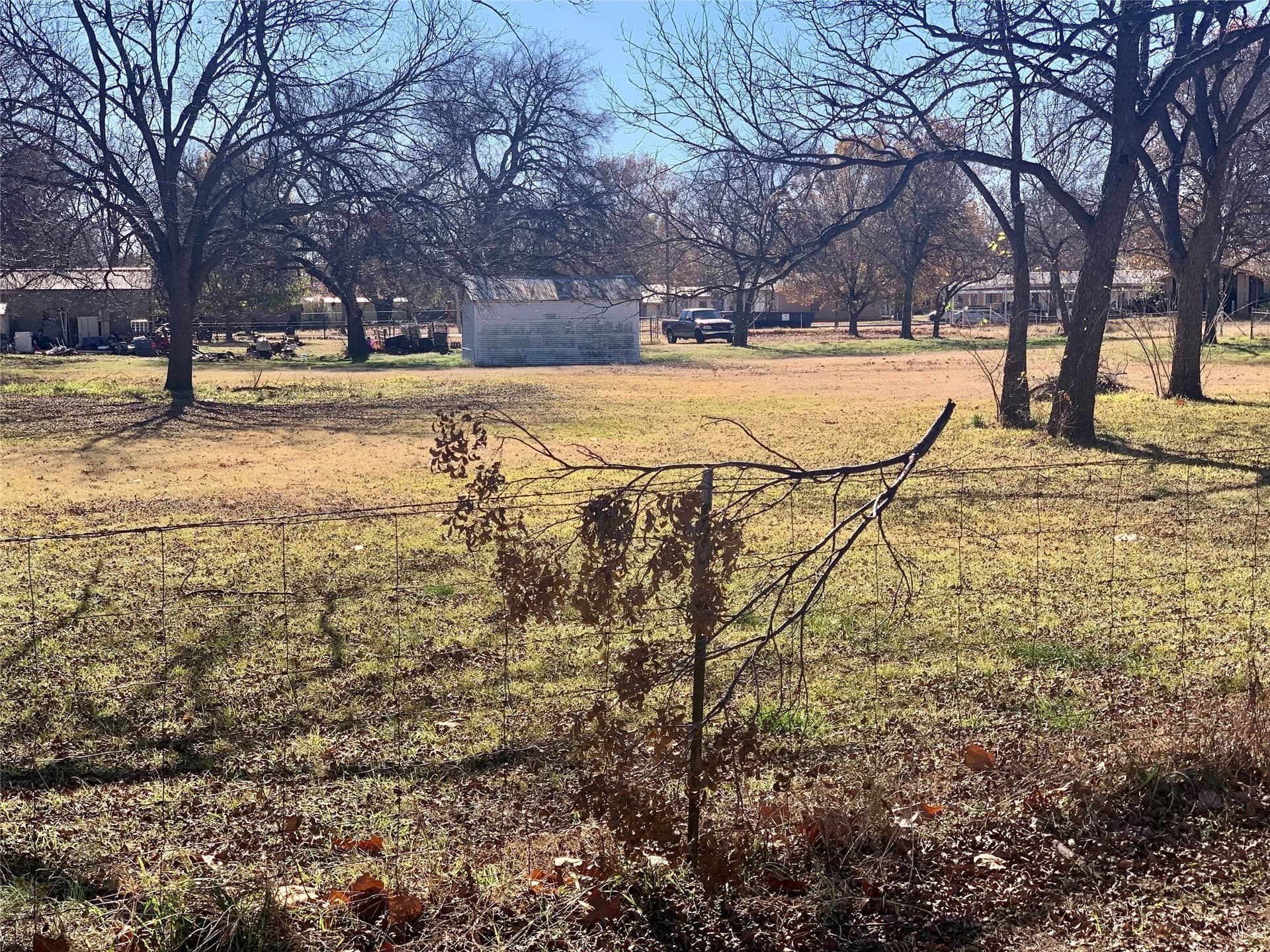 1 acres in Montague County - photo 5