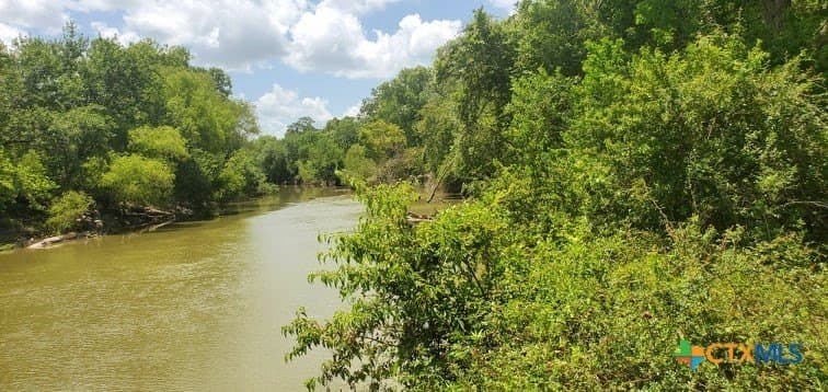 343.24 acres in Victoria County - photo 19