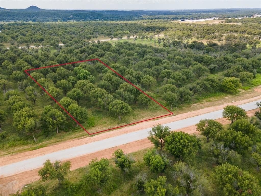 1.58 acres in Hood County gallery image 4