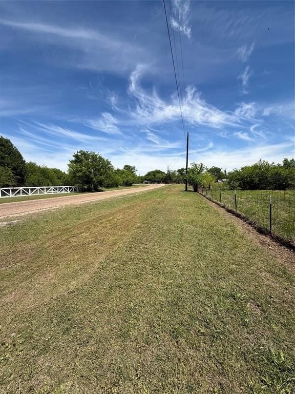 2.65 acres in Kaufman County gallery image 3