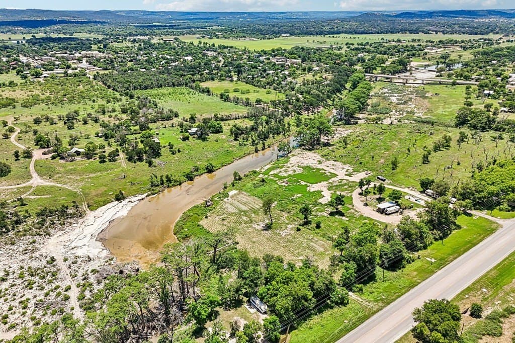 1.98 acres in Kerr County - photo 13
