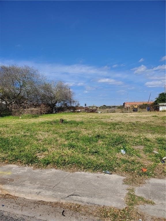 0.08 acres in Nueces County