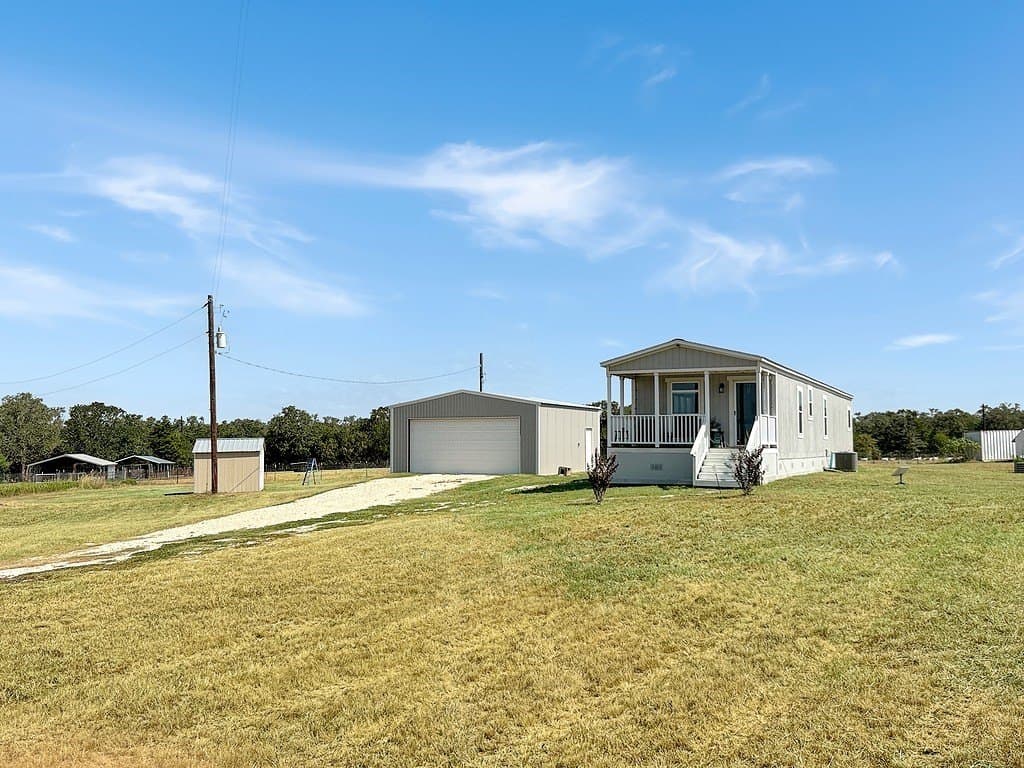 2.18 acres in Fayette County - photo 16