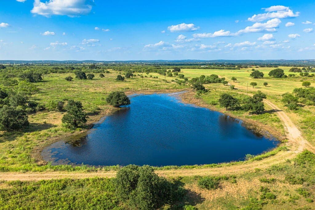 77.07 acres in Mason County