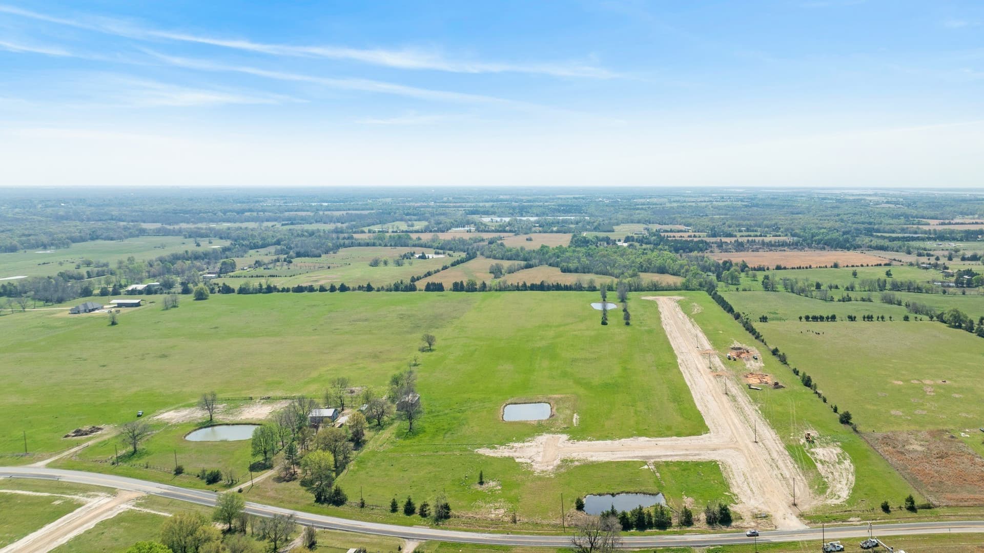 1.18 acres in Lamar County - photo 2