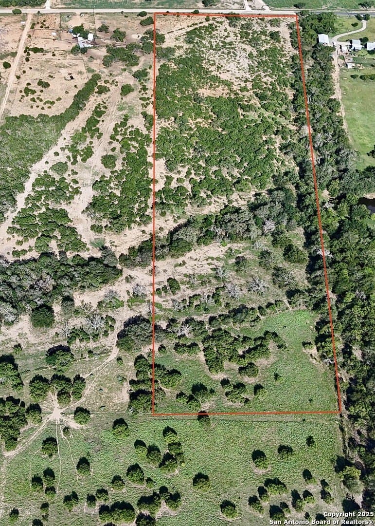 9.33 acres in Bexar County - photo 2