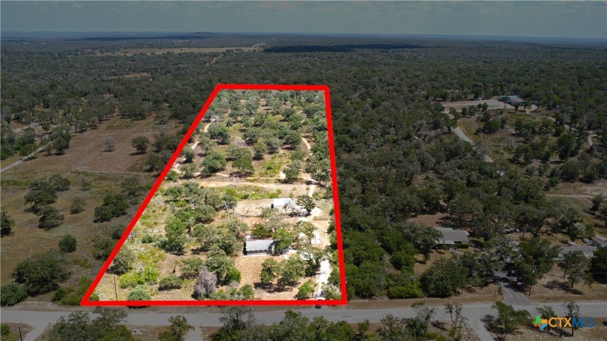 10.01 acres in Guadalupe County - photo 2