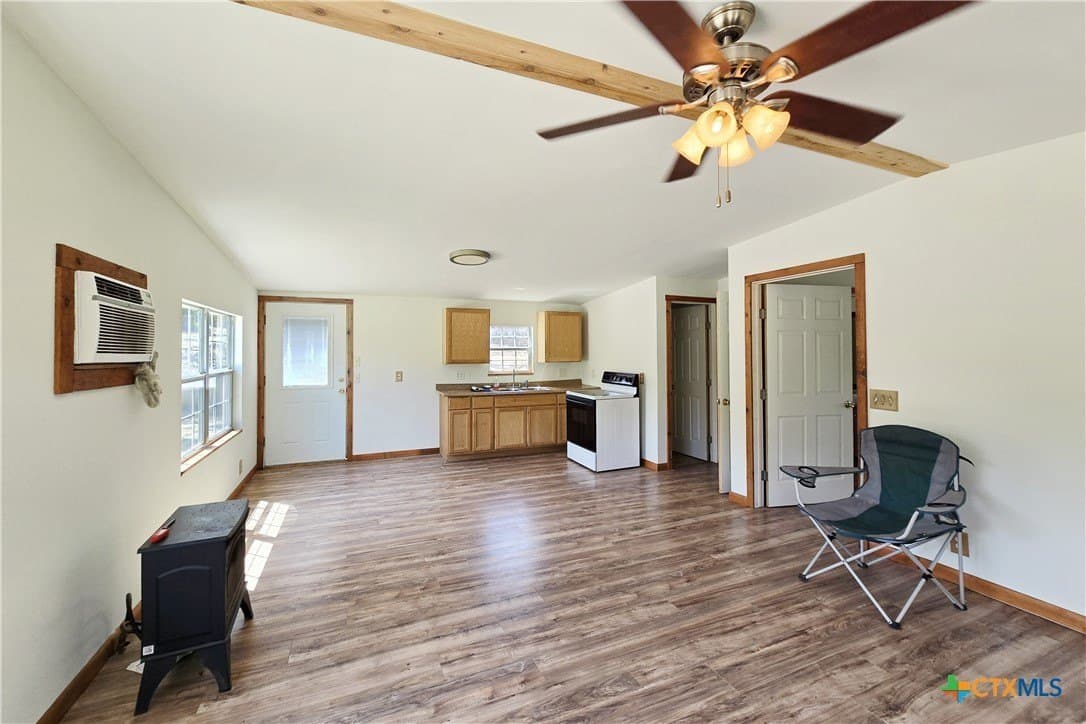 10.01 acres in Guadalupe County - photo 4