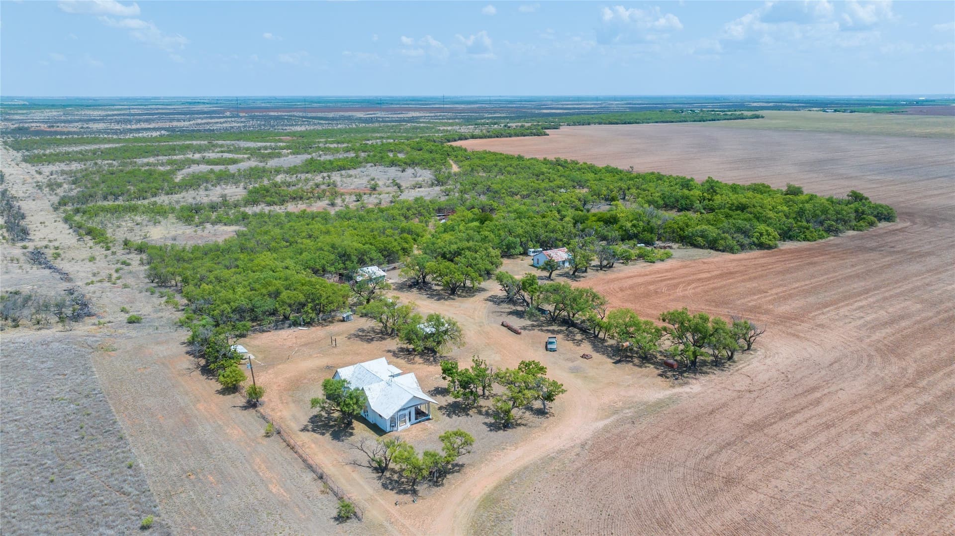 420.5 acres in Jones County - photo 13