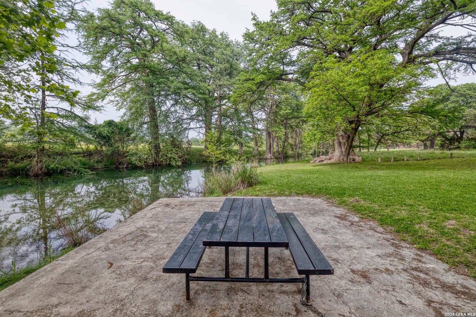 0.86 acres in Real County - photo 8