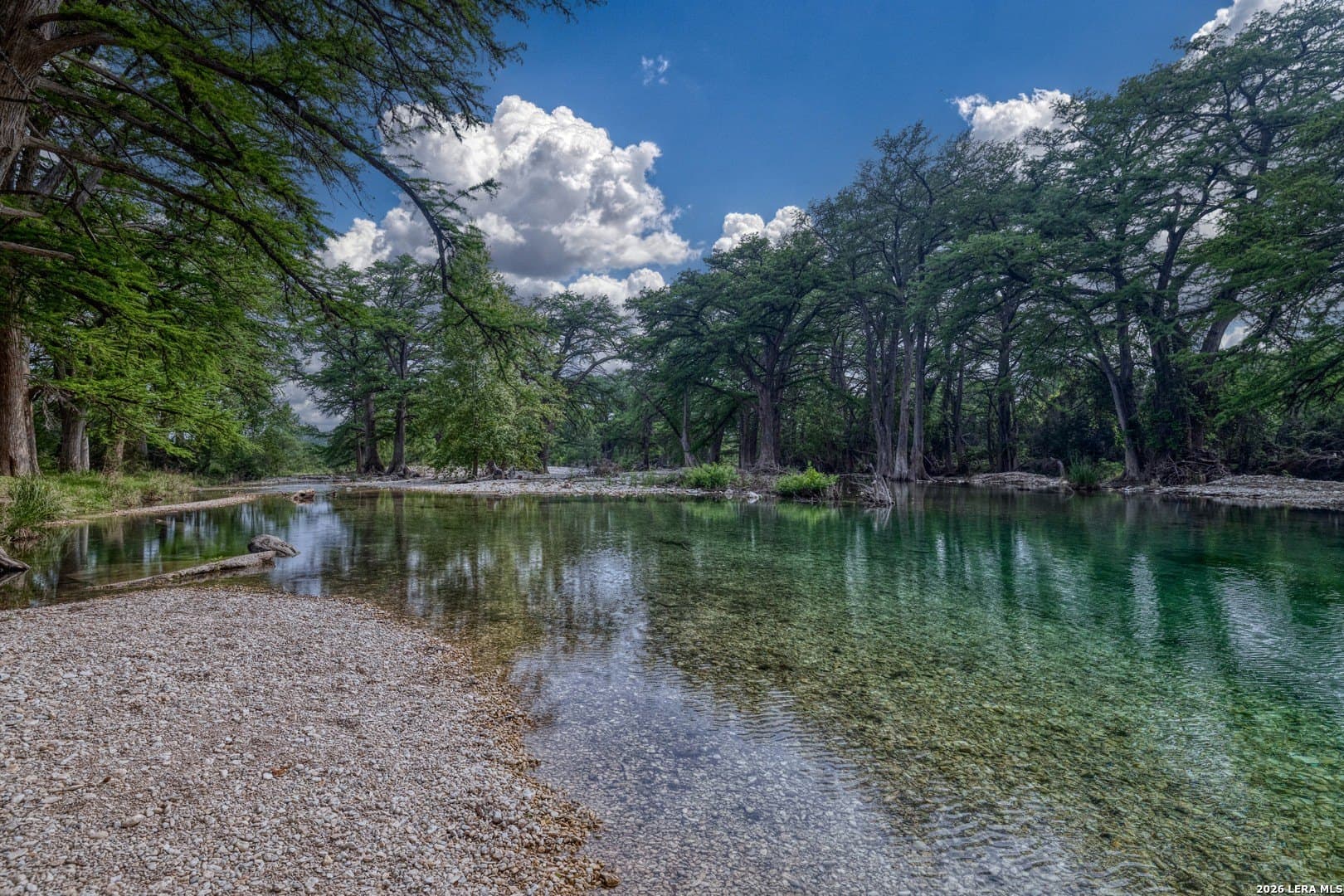 0.86 acres in Real County - photo 6