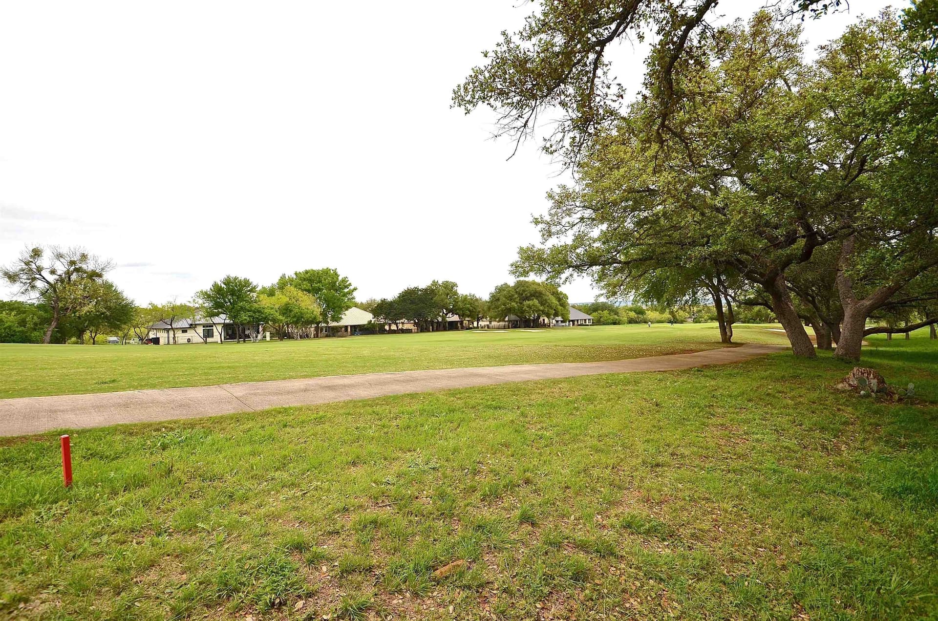 0.25 acres in Llano County - photo 2