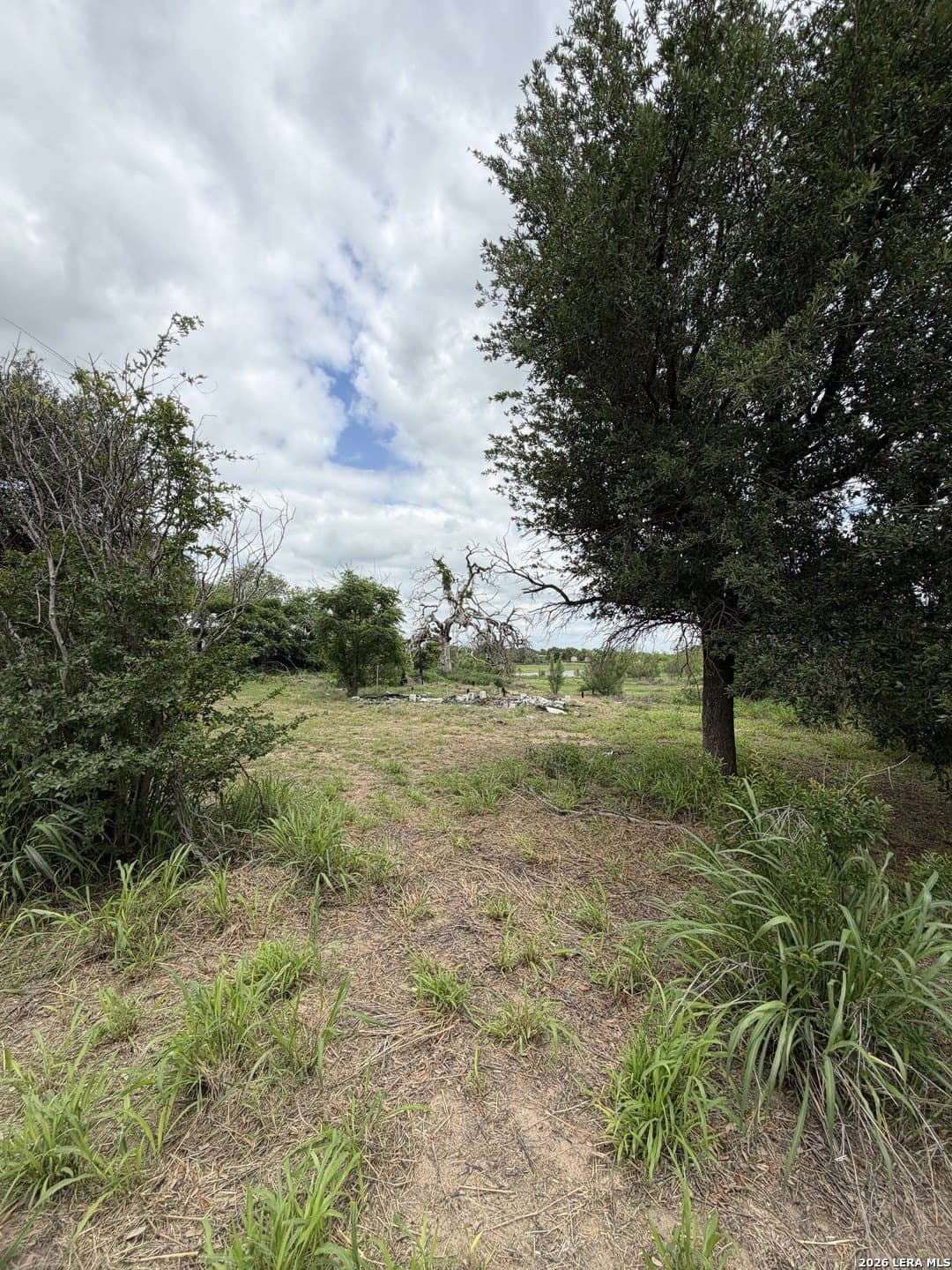 0.6 acres in Atascosa County