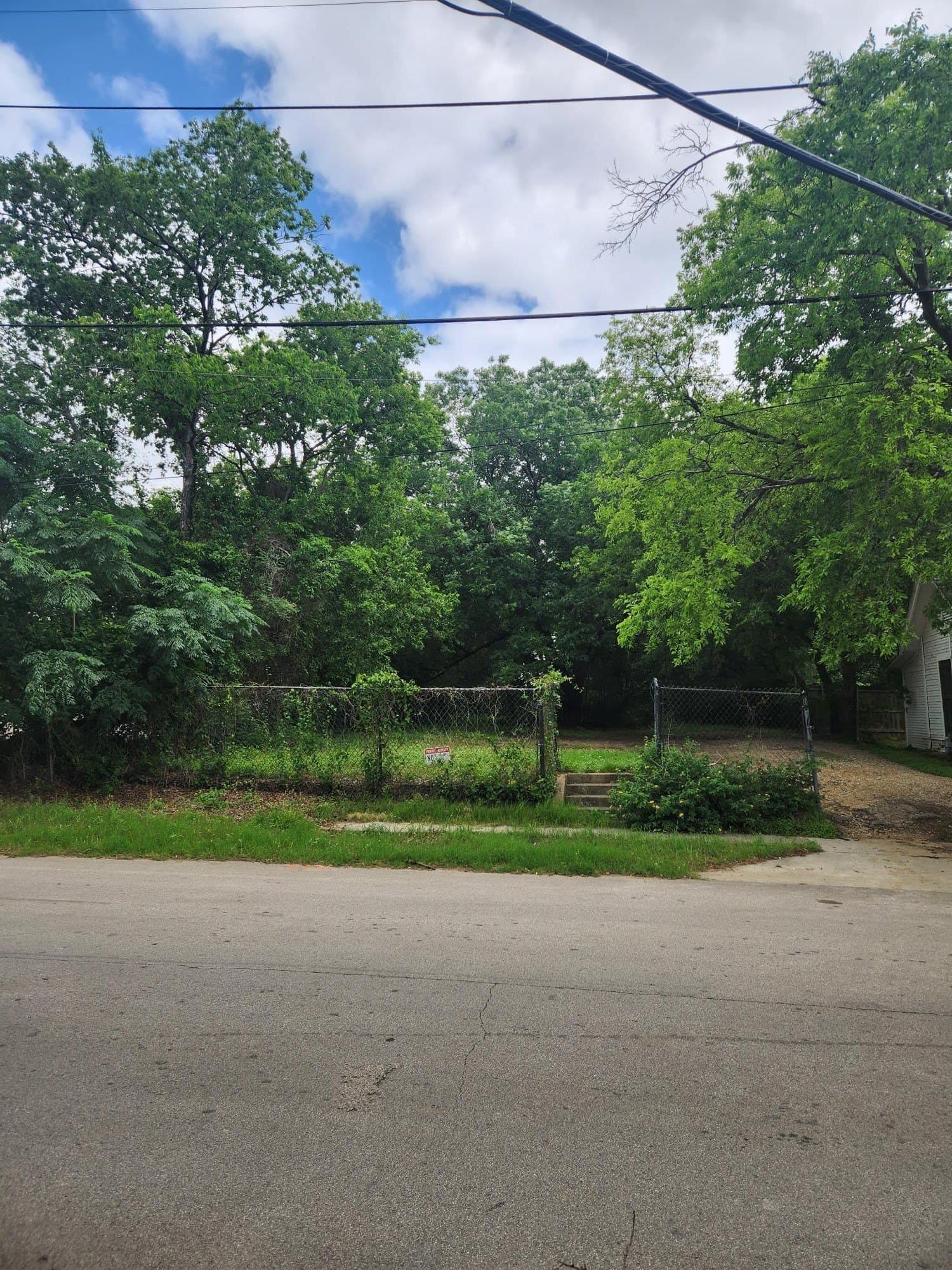 0.2 acres in Dallas County gallery image 2