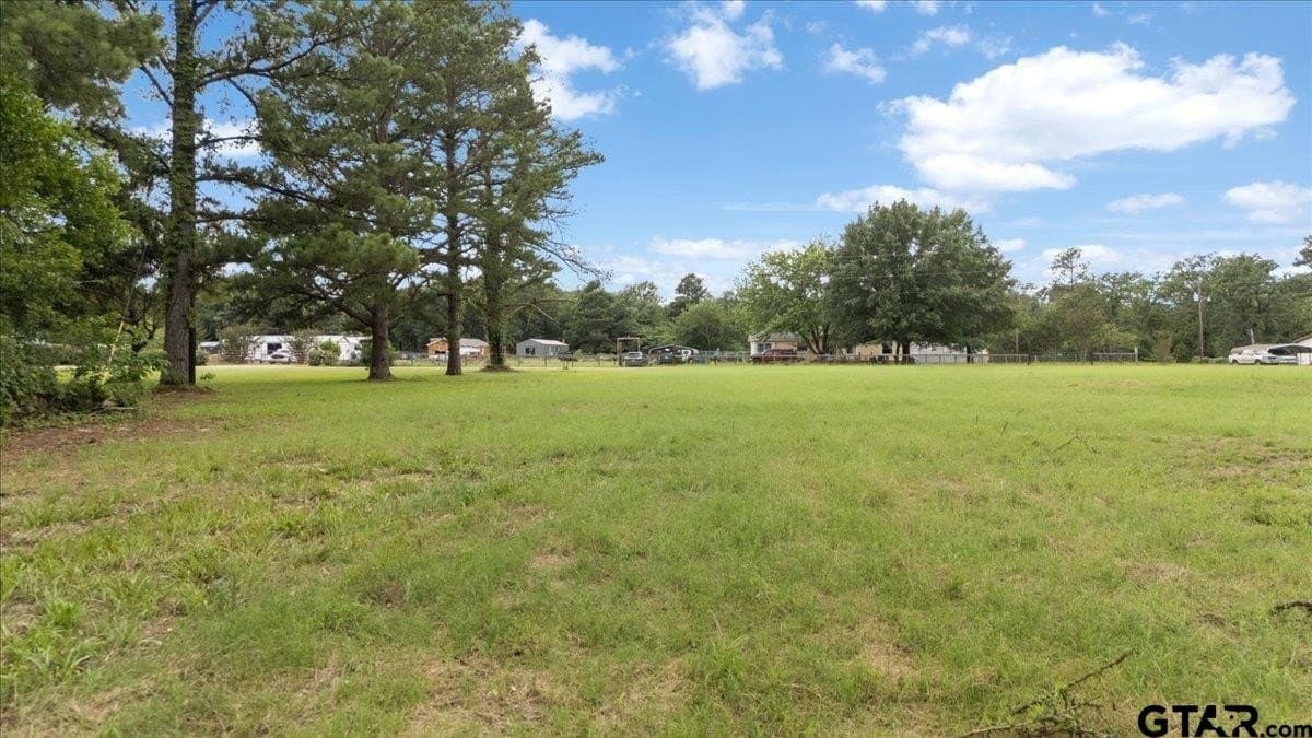 2.36 acres in Smith County - photo 8