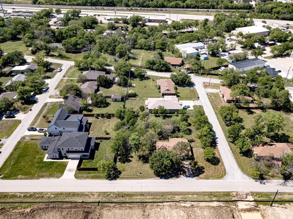 0.5 acres in Denton County gallery image 4