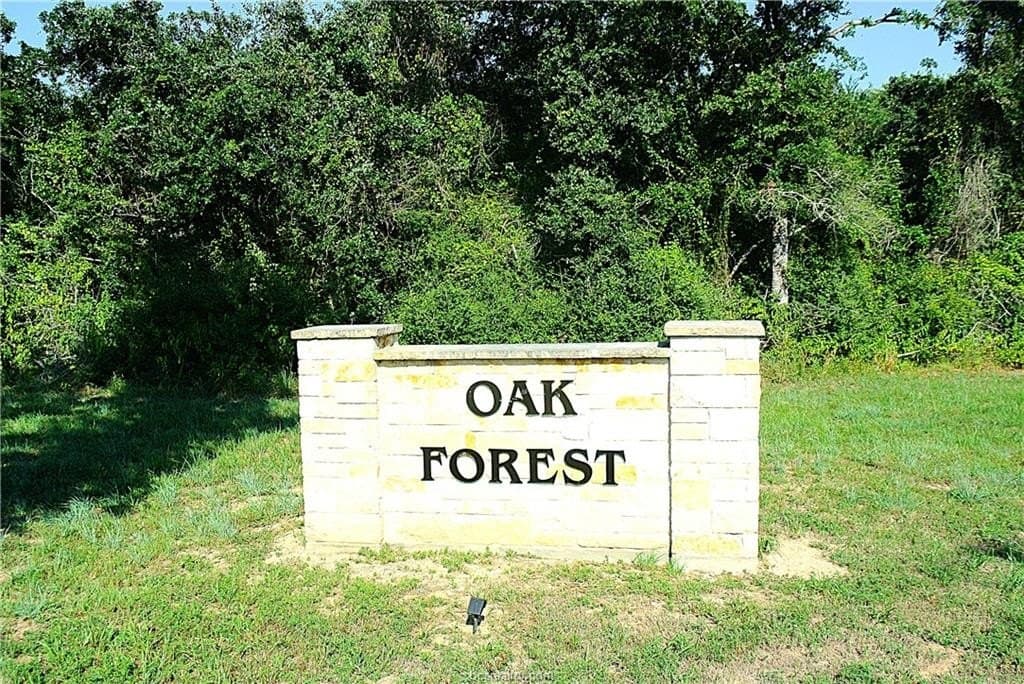 5.51 acres in Robertson County