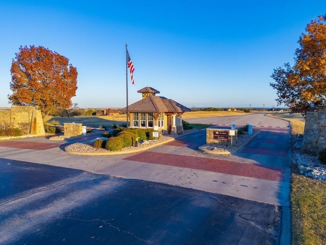 0.39 acres in Johnson County - photo 25