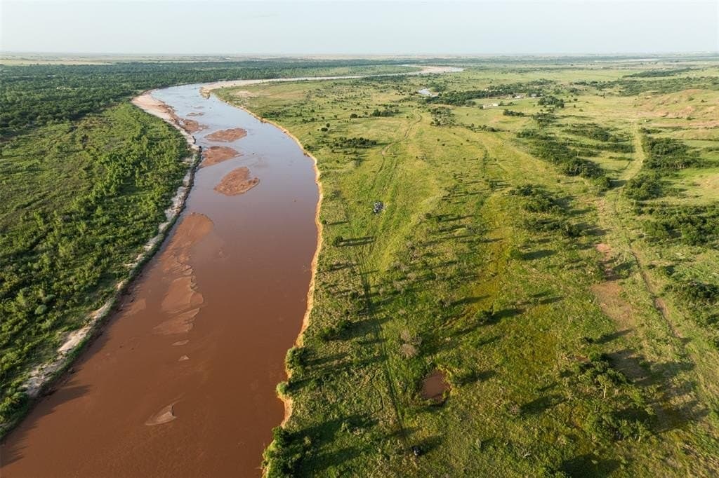 278 acres in Wichita County gallery image 2