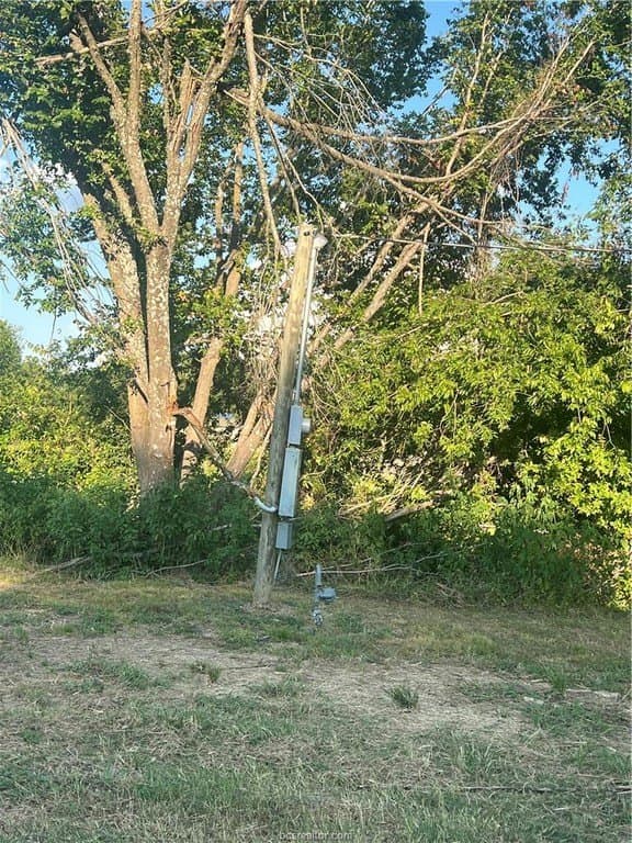 0.5 acres in Limestone County - photo 6