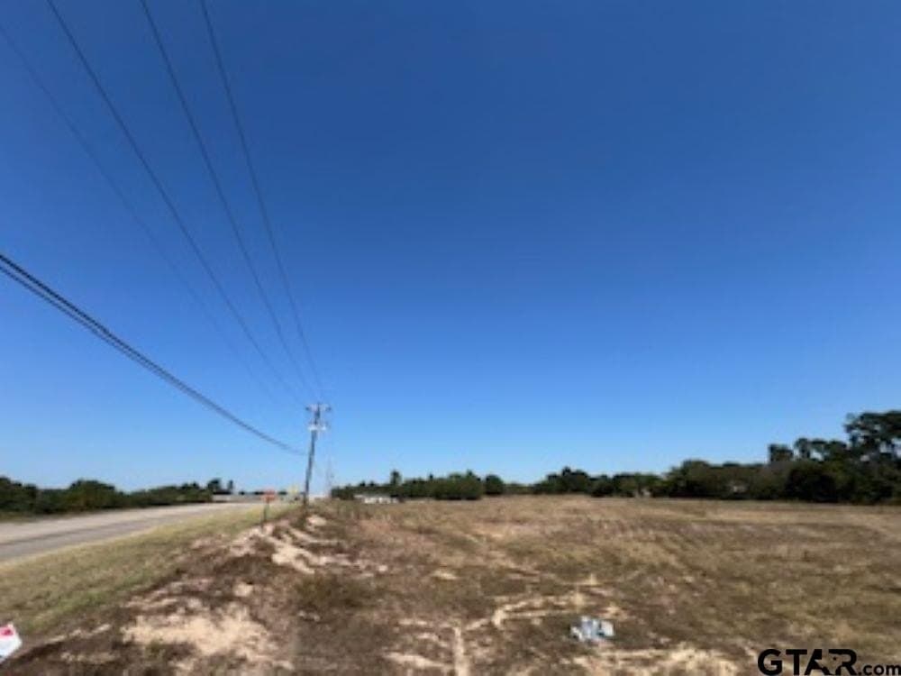 10.53 acres in Smith County - photo 7