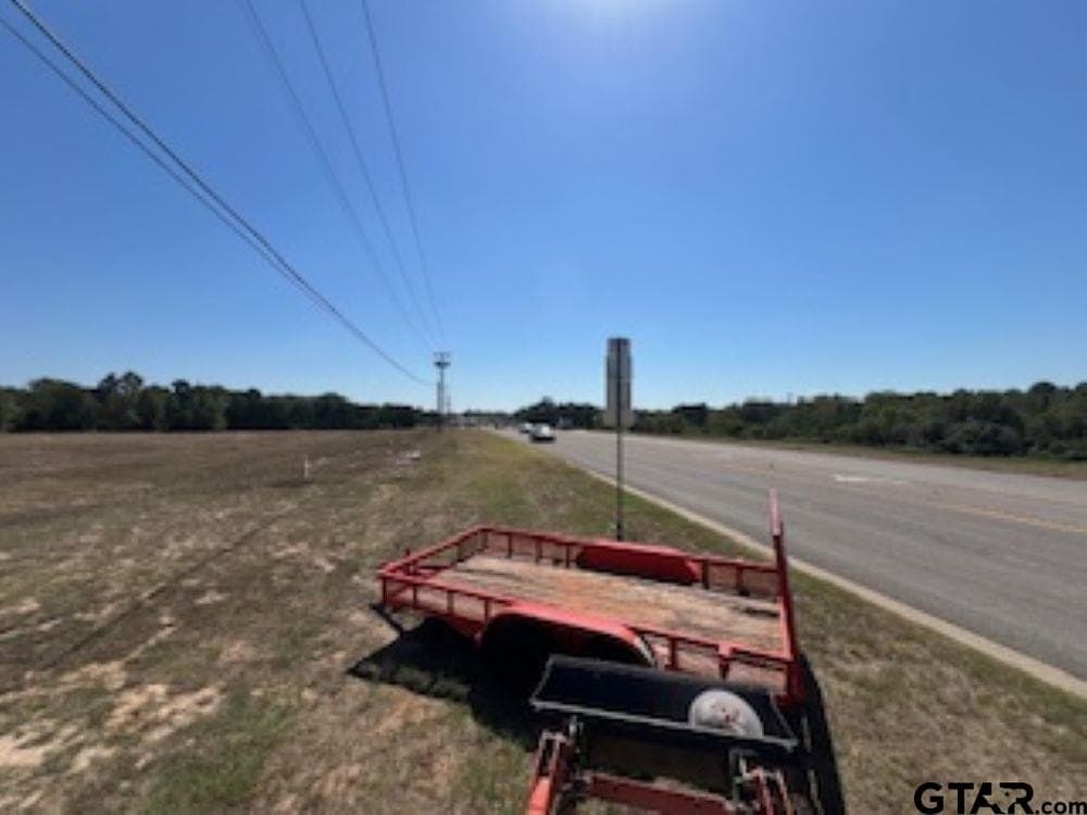 10.53 acres in Smith County - photo 35