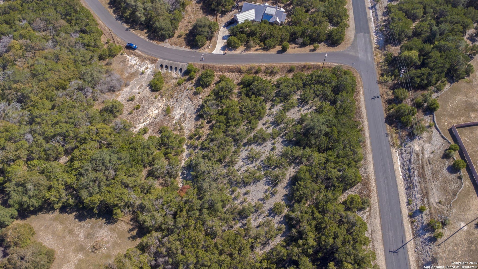 1.21 acres in Comal County - photo 7