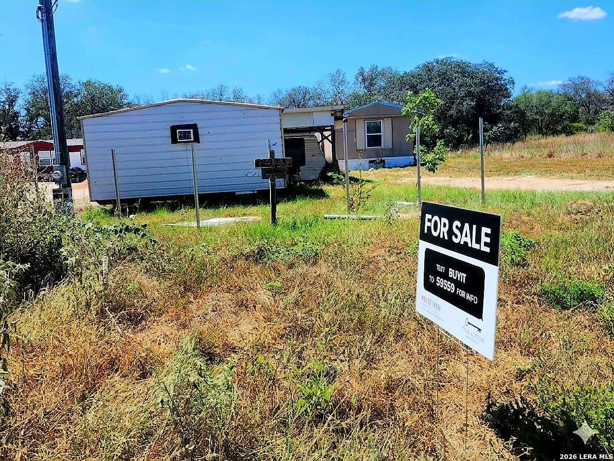 0.34 acres in Bexar County - photo 2