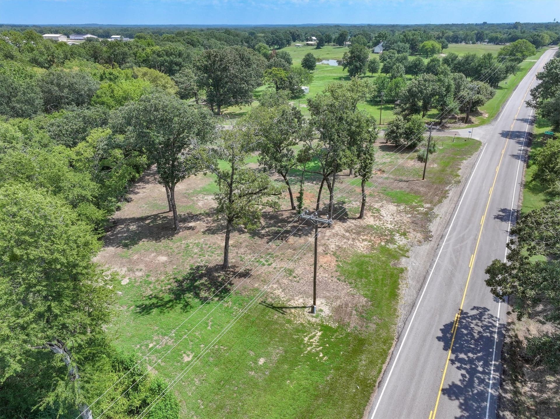 1.1 acres in Van Zandt County - photo 2