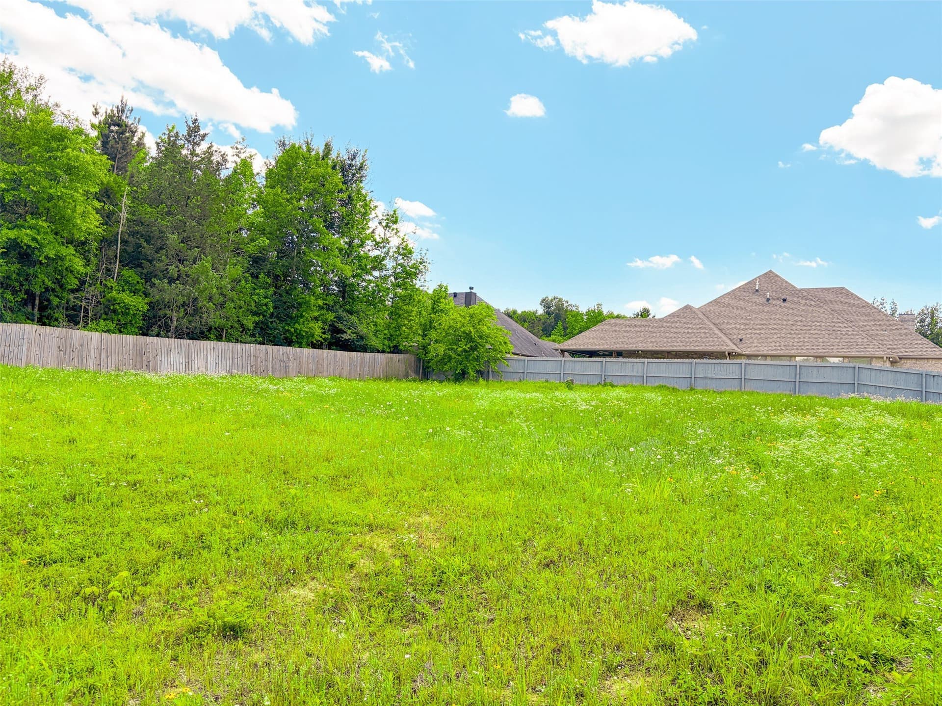 0.3 acres in Smith County gallery image 3