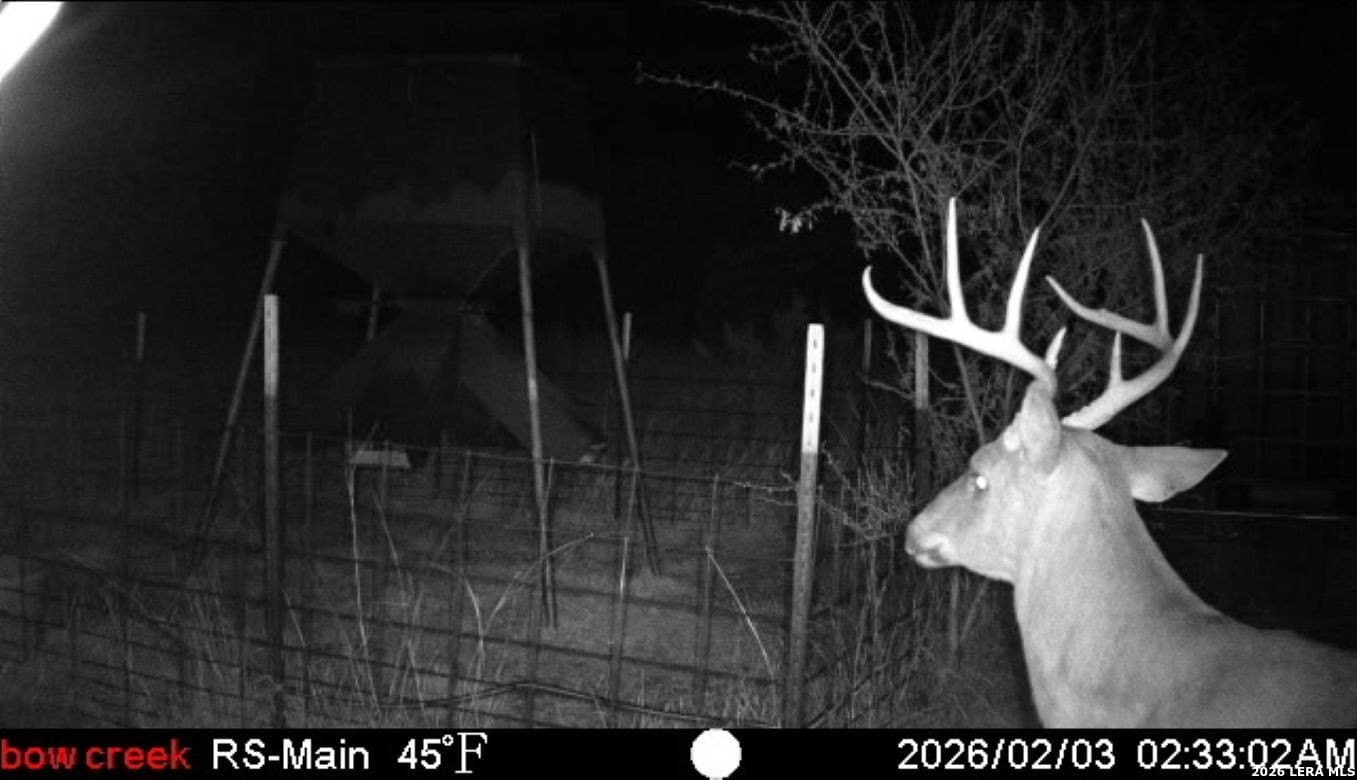 148.66 acres in Edwards County - photo 13