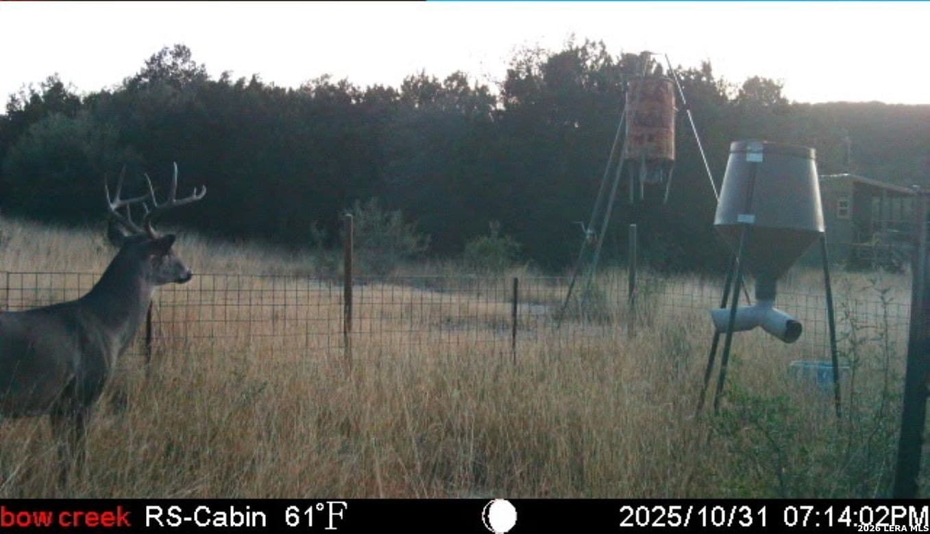 148.66 acres in Edwards County - photo 8