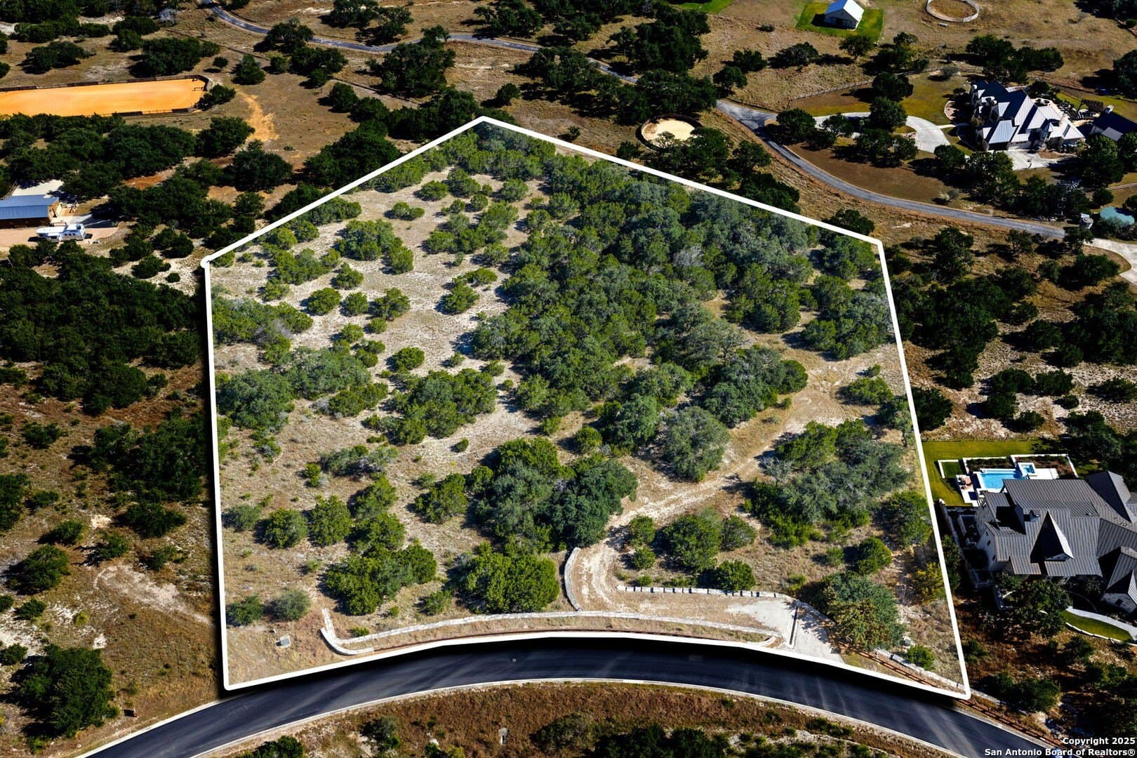 4.95 acres in Kendall County