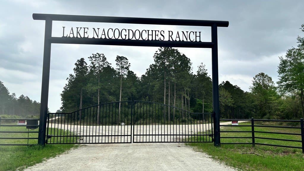 10.23 acres in Texas County gallery image 3
