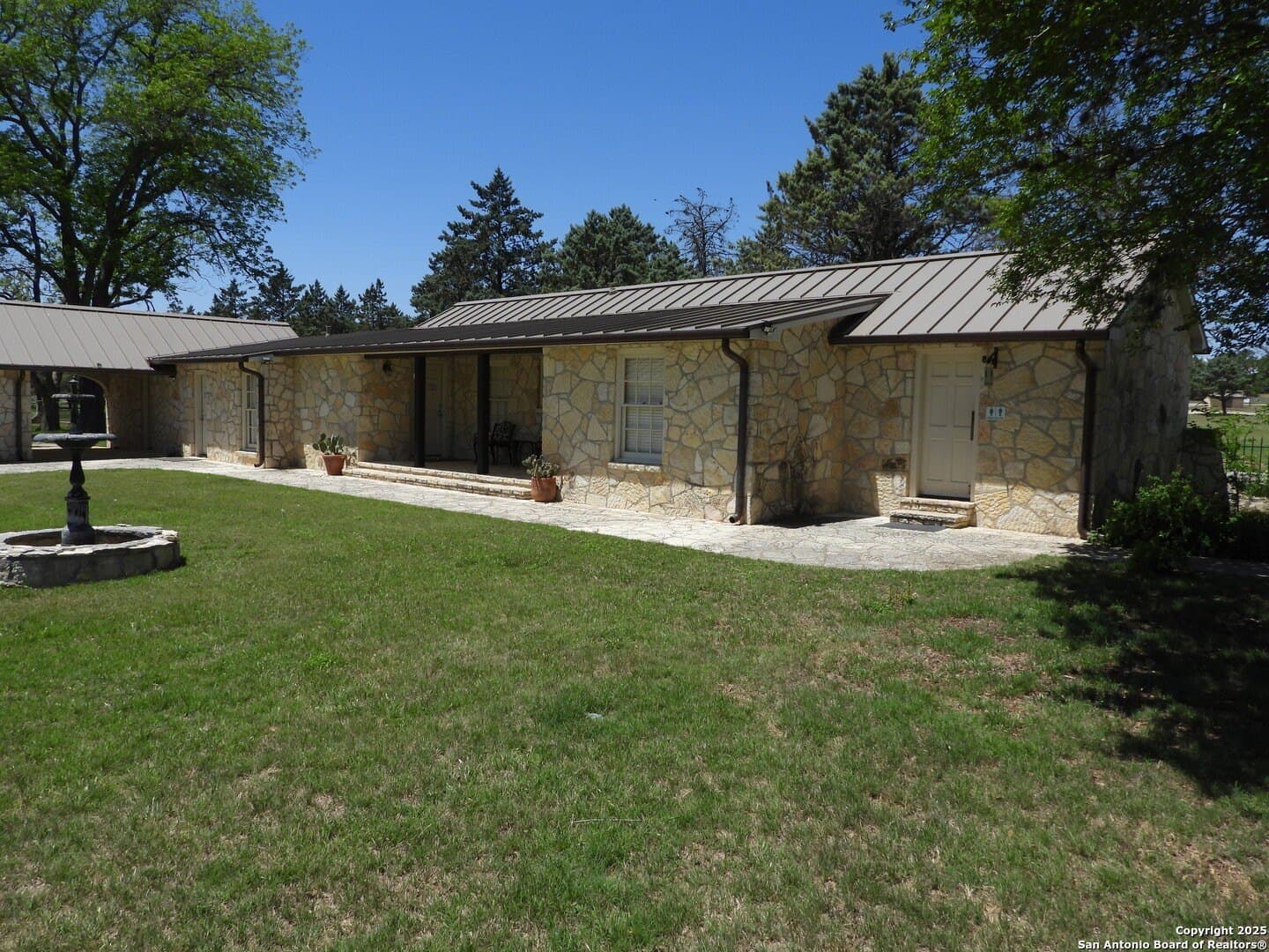 3.98 acres in Bandera County - photo 41