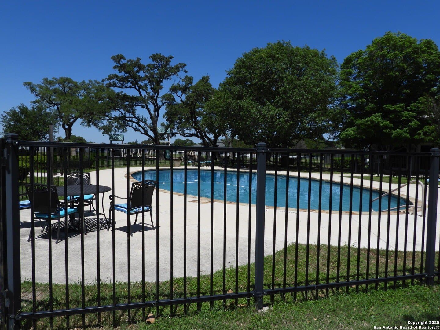 3.98 acres in Bandera County - photo 29