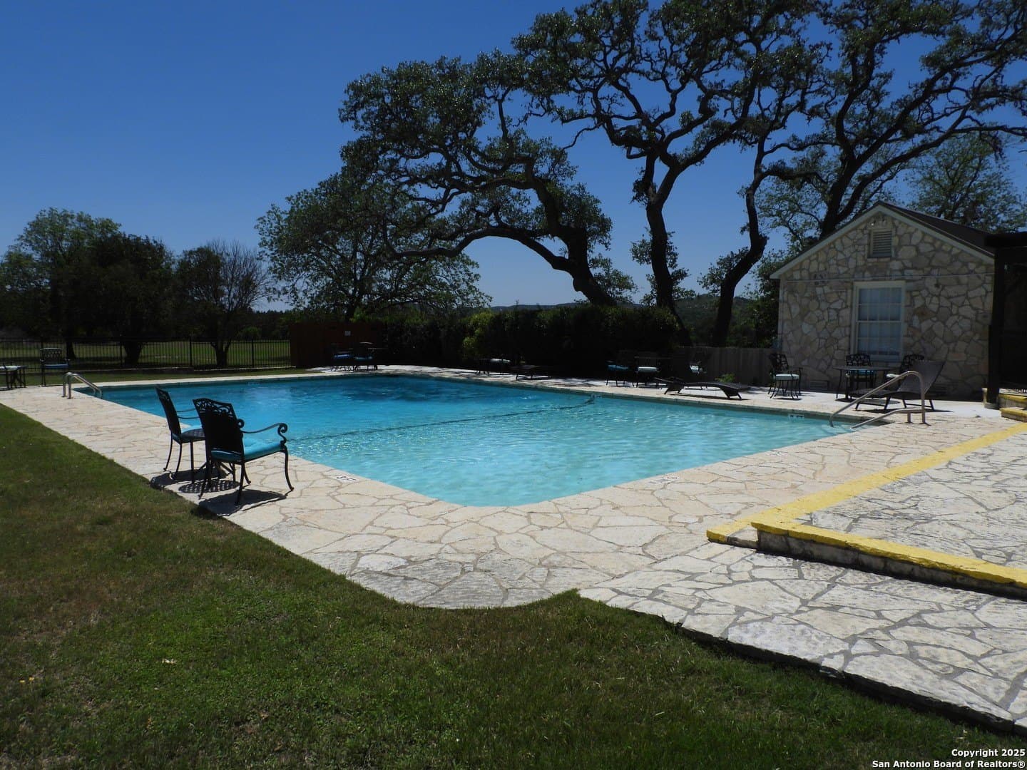 3.98 acres in Bandera County - photo 43