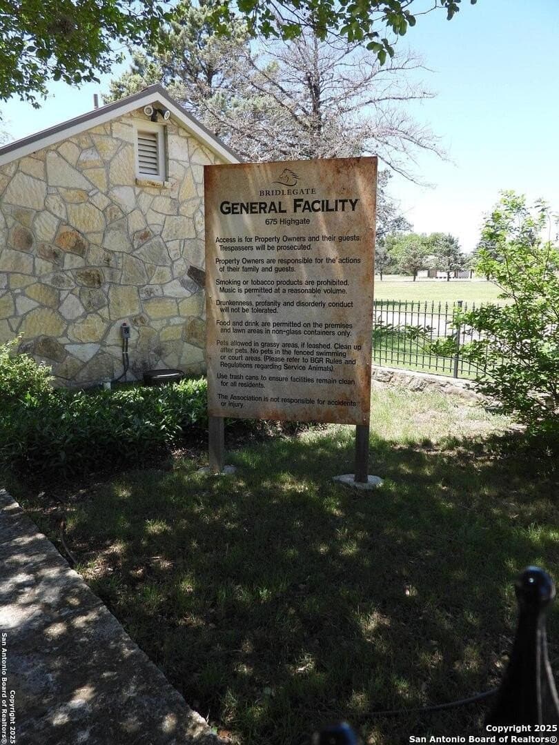 3.98 acres in Bandera County - photo 39