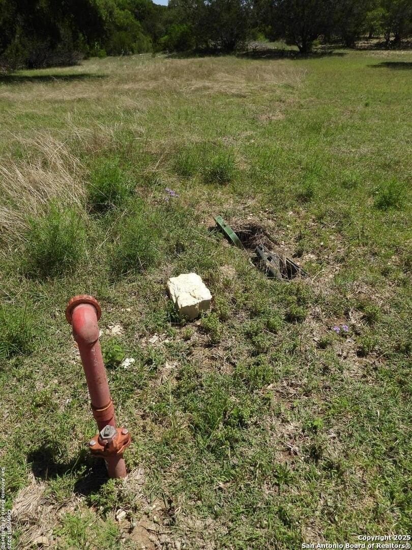 3.98 acres in Bandera County - photo 12