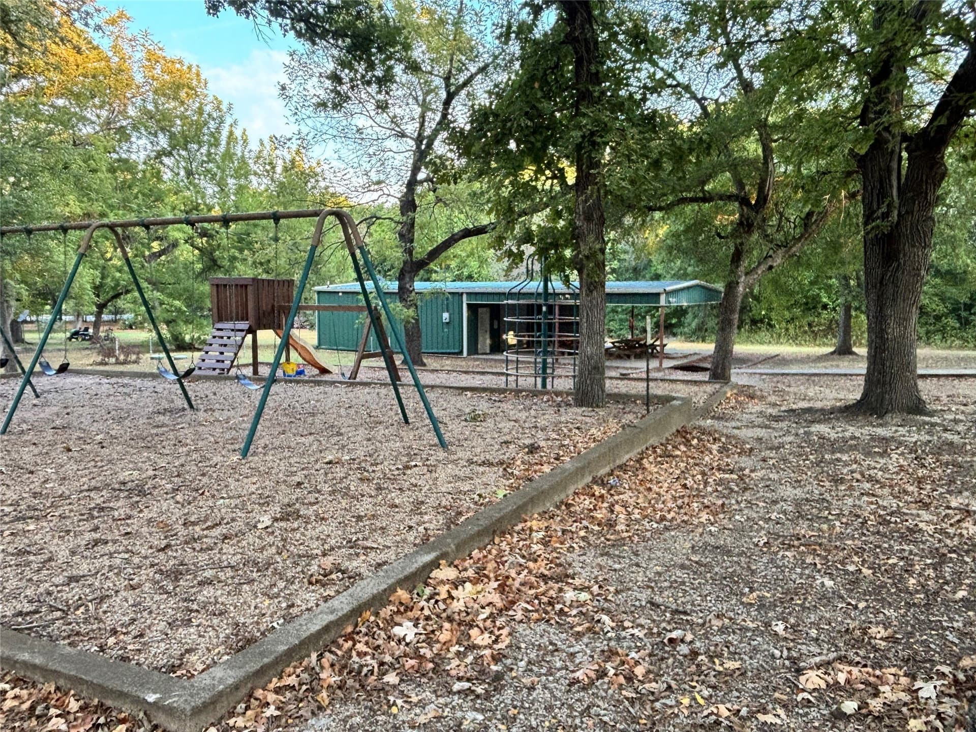 0.34 acres in Johnson County - photo 6