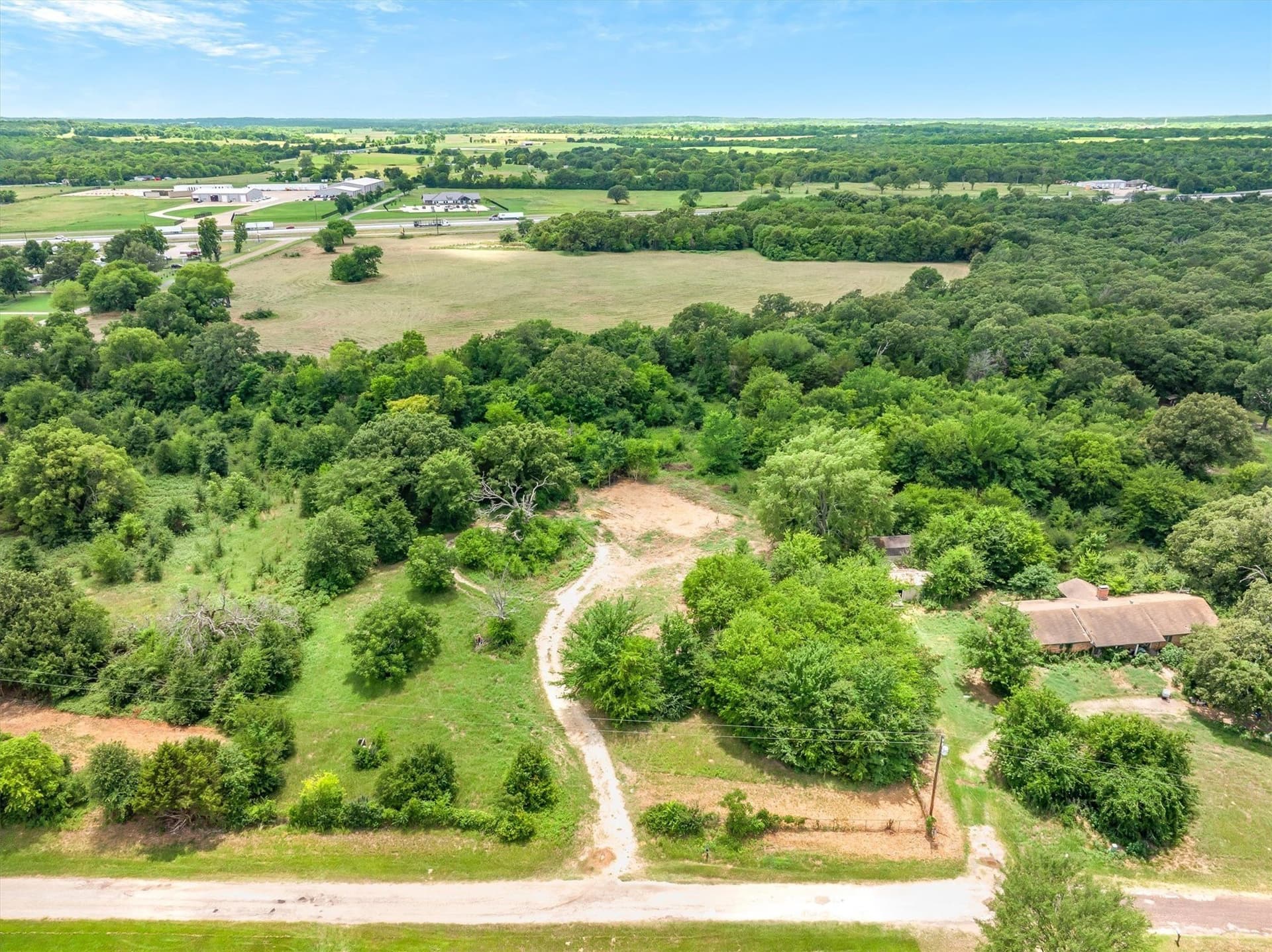 2.65 acres in Van Zandt County gallery image 3