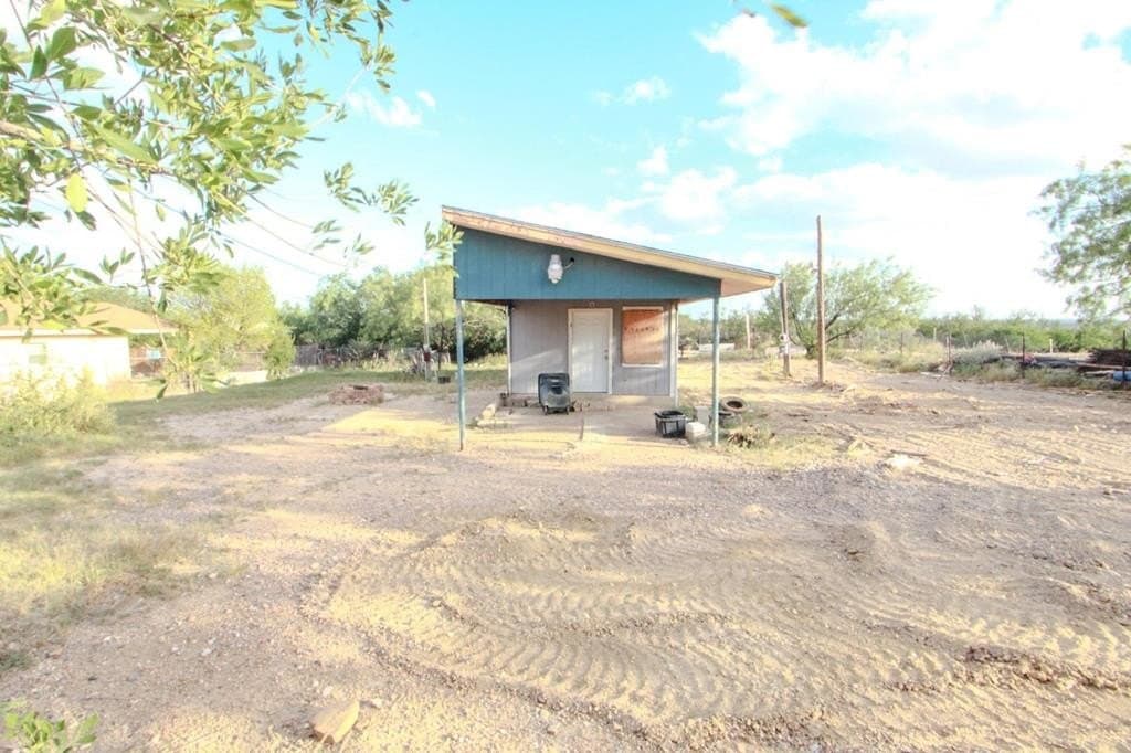 12,096 acres in Maverick County