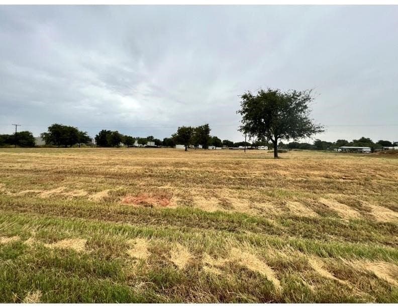 2.67 acres in Baylor County gallery image 2