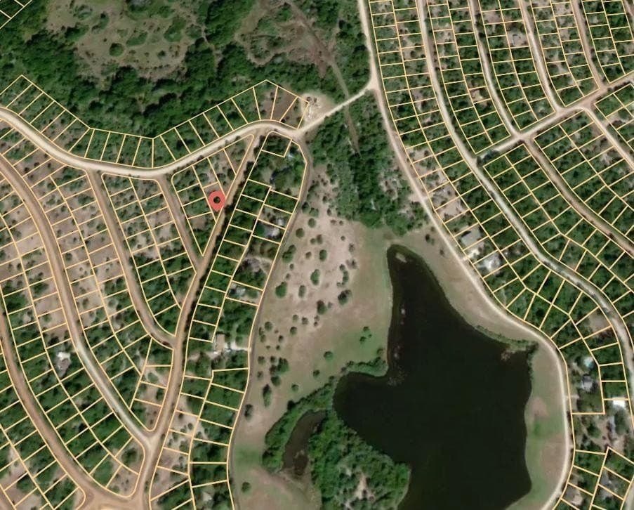 0.28 acres in Leon County gallery image 3