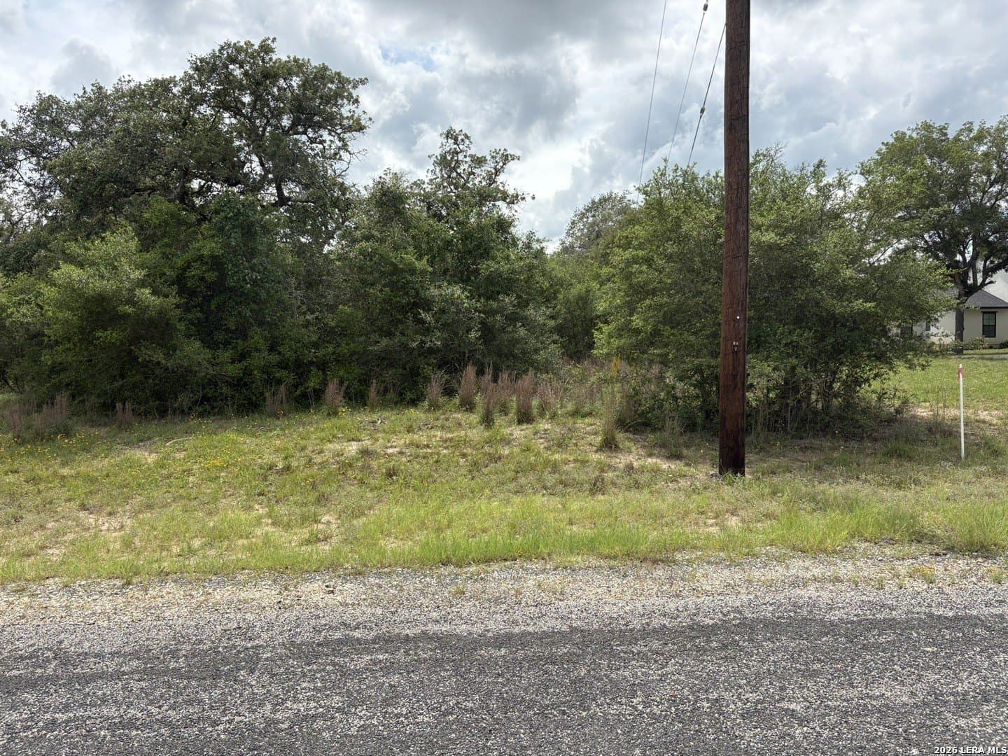 3.55 acres in Gonzales County - photo 2