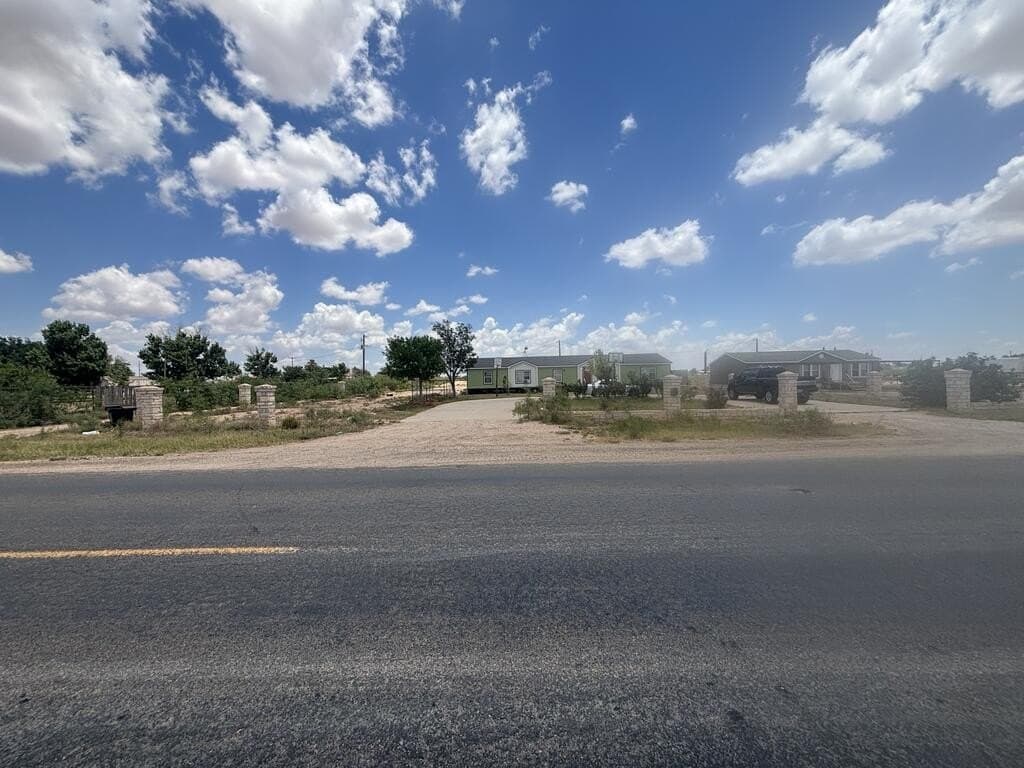 0.75 acres in Ector County
