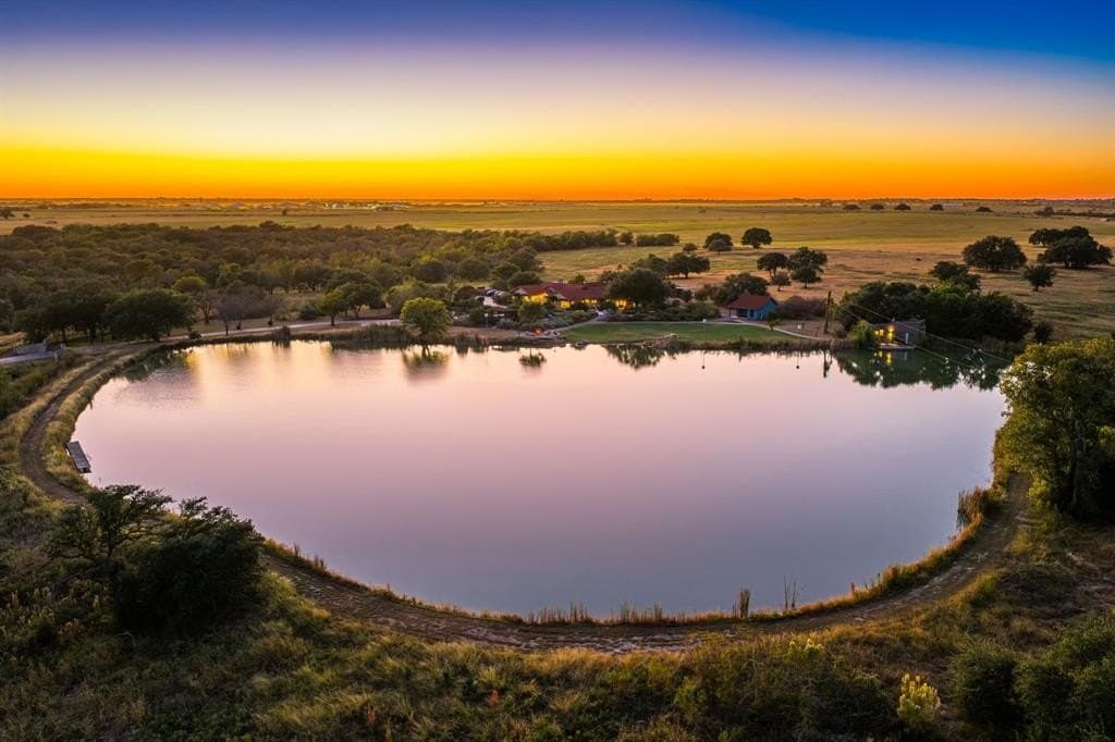 100 acres in Erath County gallery image 2
